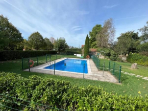 Bajo con Jardin y Piscina!